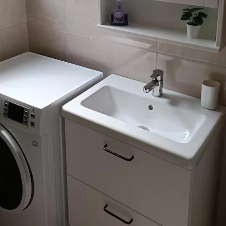 アパート Mici ブレッド